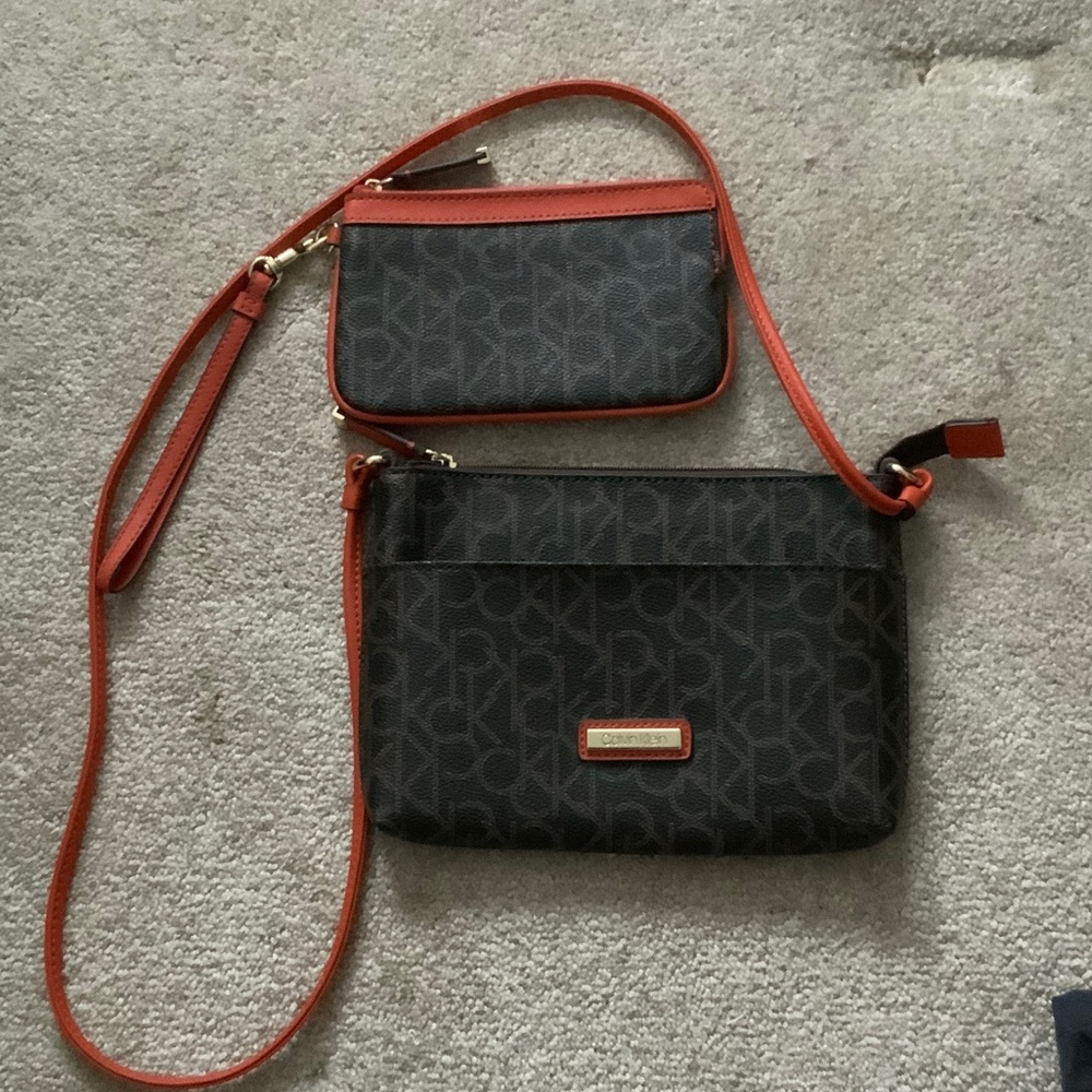 NWOT Calvin Klein Black and Red Crossbody Set Wristlet and Purse